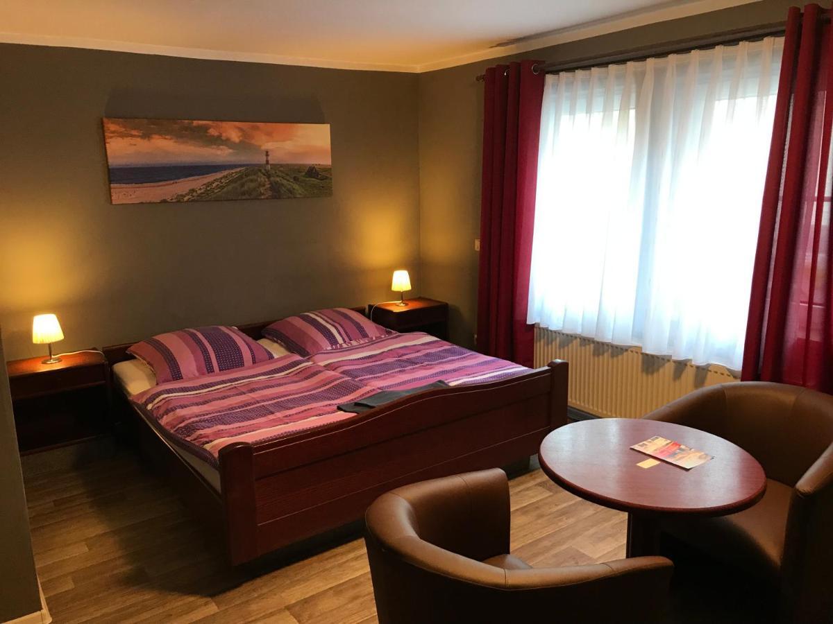 Pension Am Stadtrand Zerbst Екстериор снимка